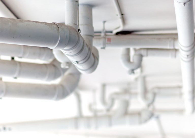 Soluciones de Fontanería para Mejorar la Eficiencia del Agua en el Hogar